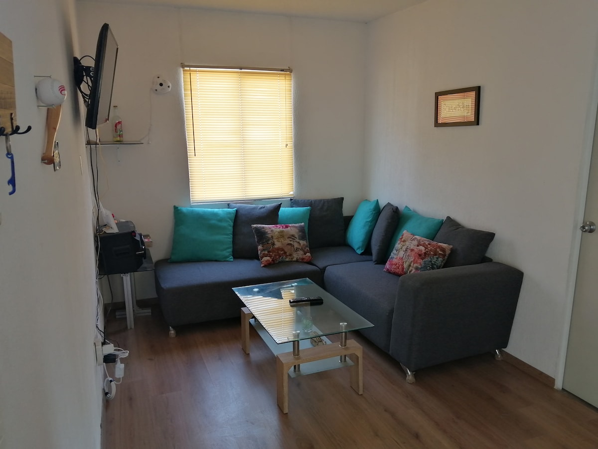 Departamento en zona residencial con servicios