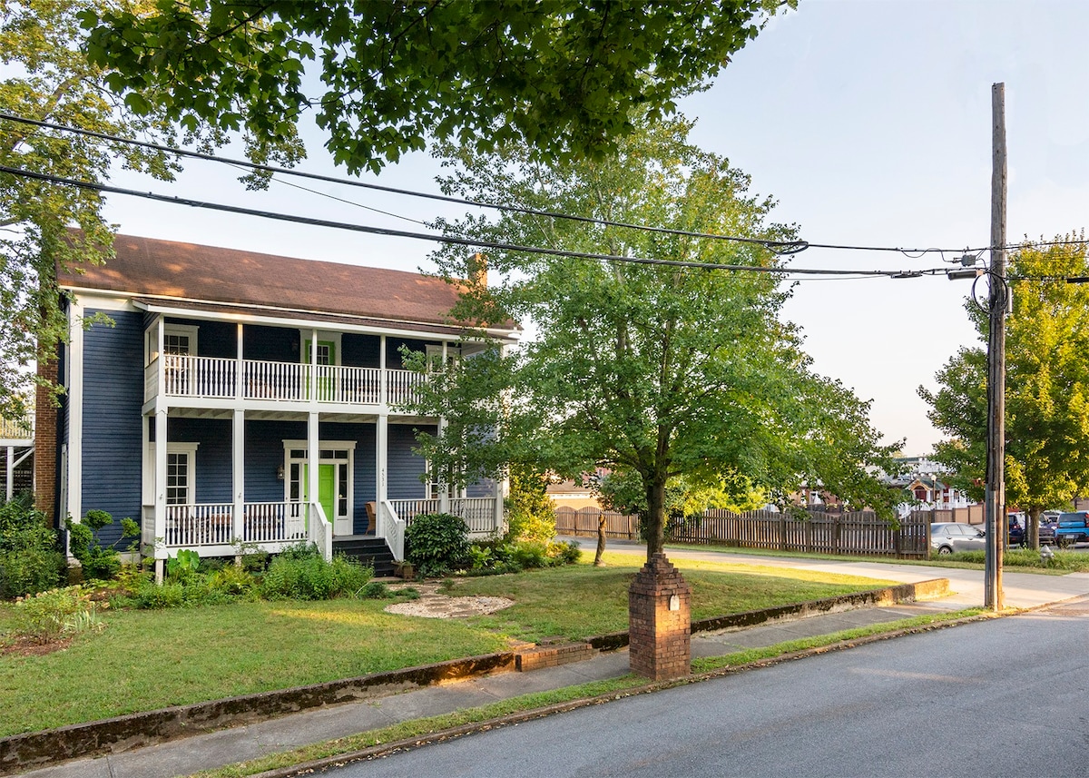 The Big Blue House of Acworth, GA