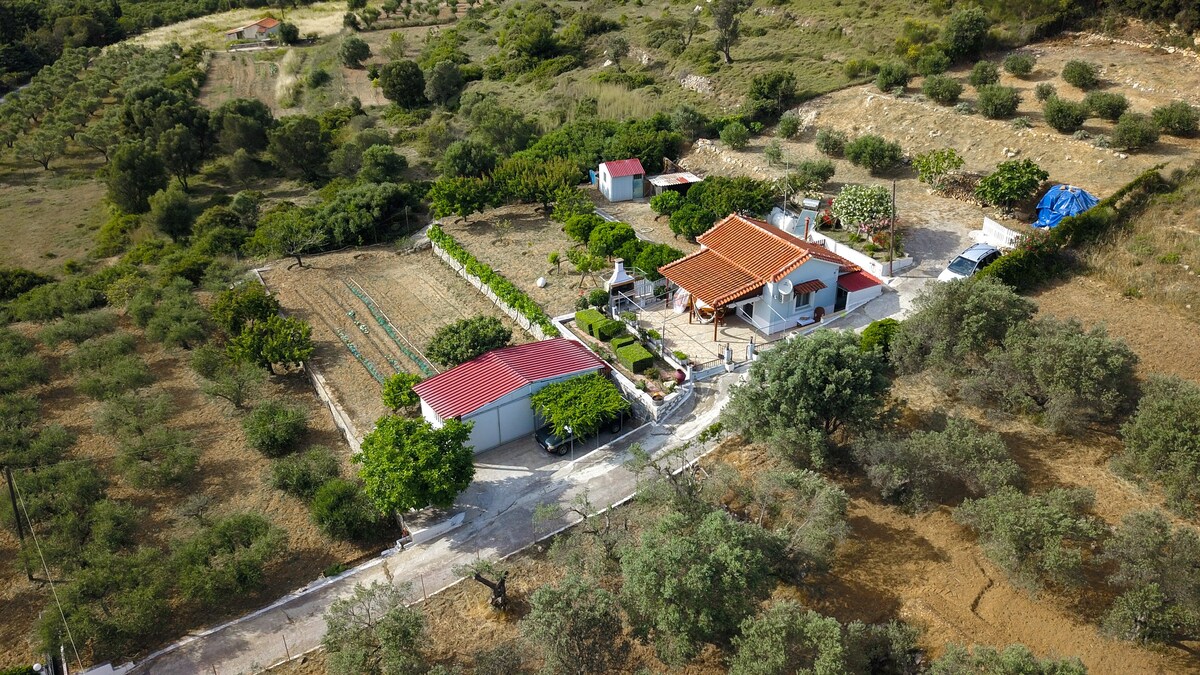 Country house in Speri, Palaiokastron