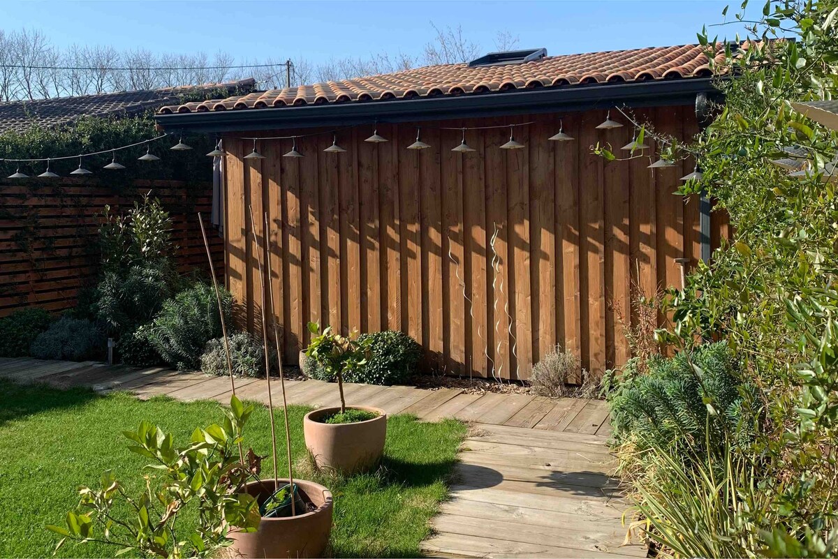 Cabane au fond du jardin