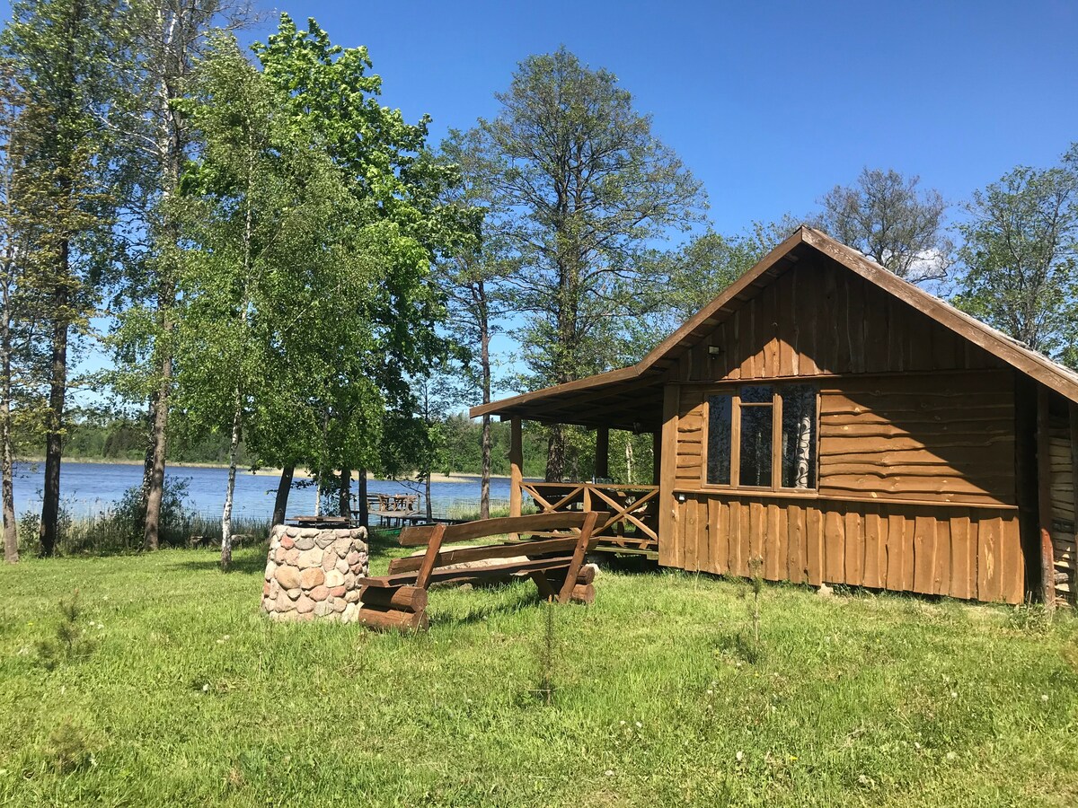 位于生态农场的Kemešys的小木屋「Vasara」
