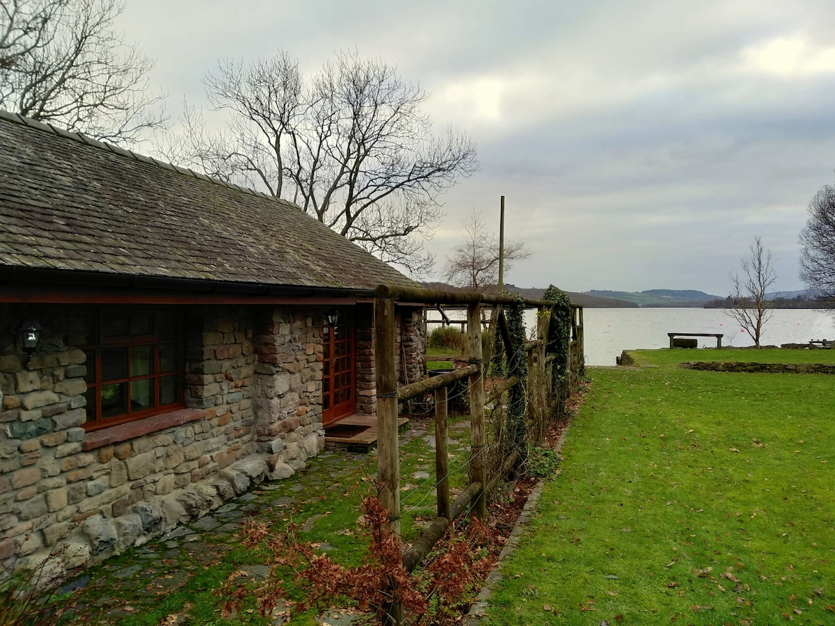 Boathouse