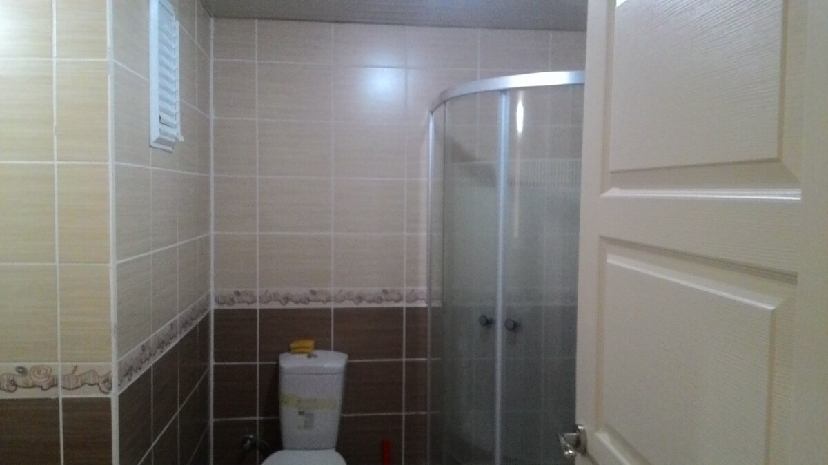 Cheap,Safe, Room Near Etimesgut -Güvenli,Temiz Oda