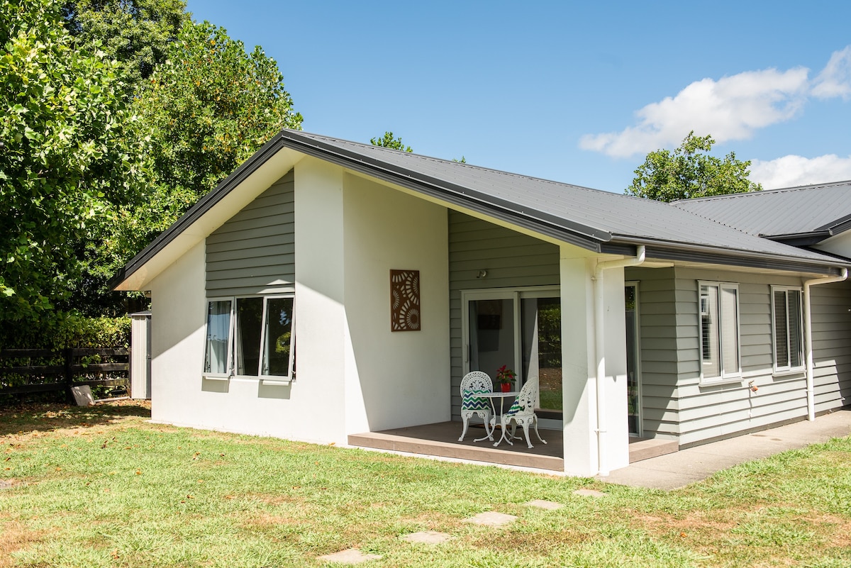 Karaka Rural Guest House