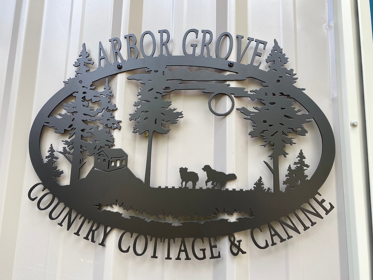 Arbor Grove Country Cottage & Canine - The Grove