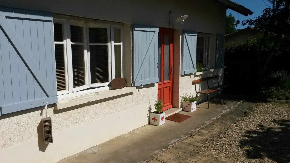 位于Mâconnais和Beaujolais之间的小型住宅