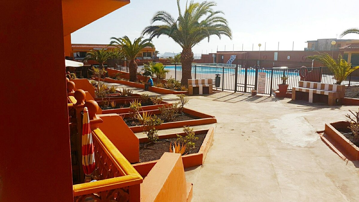 Great offer long stay!!! Pool-FastWifi-No need car