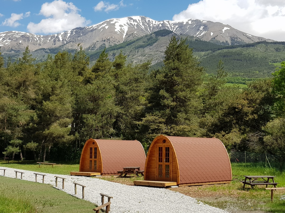 Cabane Pod insolite dans camping à Barcelonnette