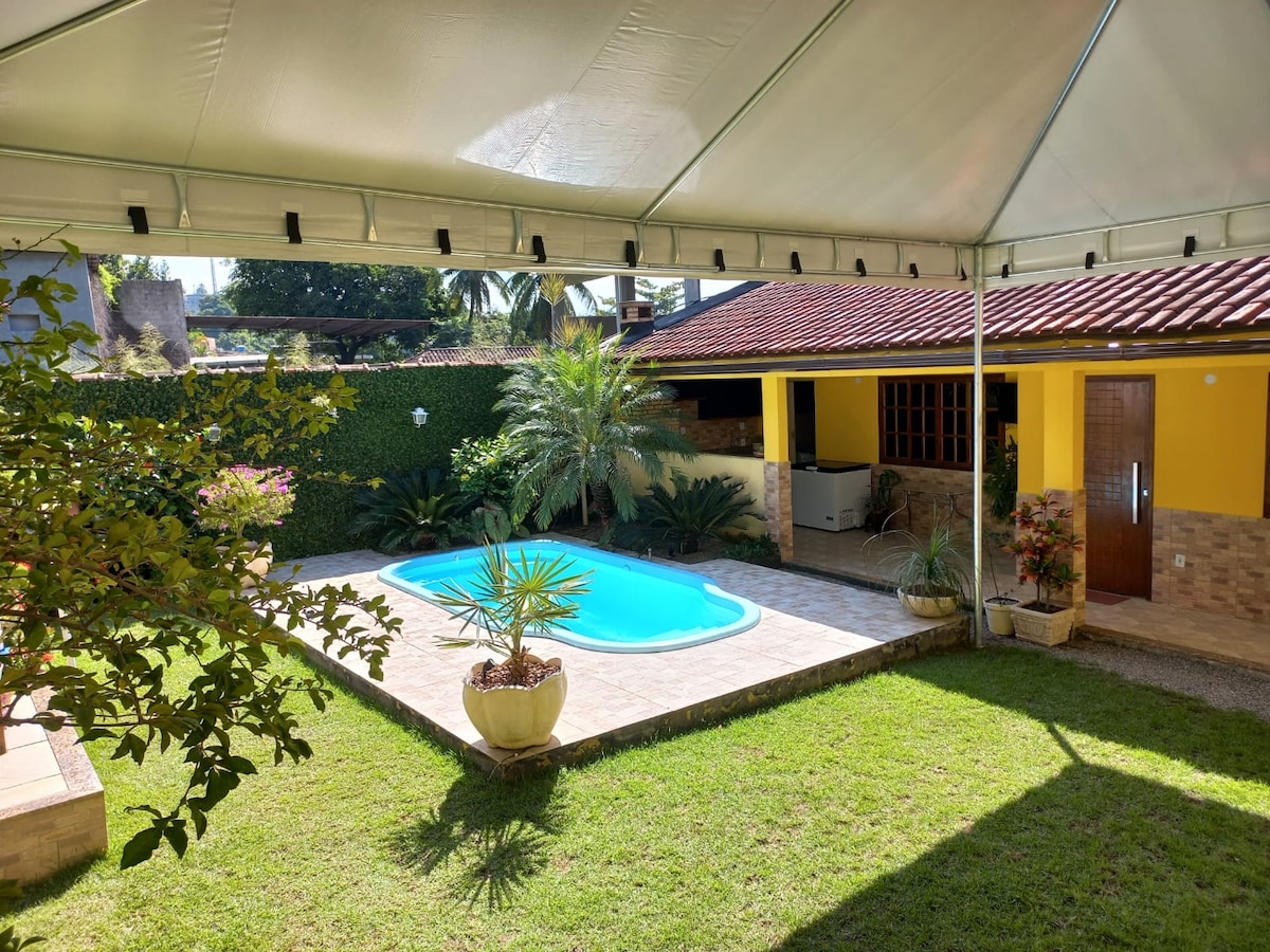 Casa em bairro tranquilo em Nova Iguaçu/RJ