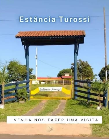 Tuneiras do Oeste的民宿