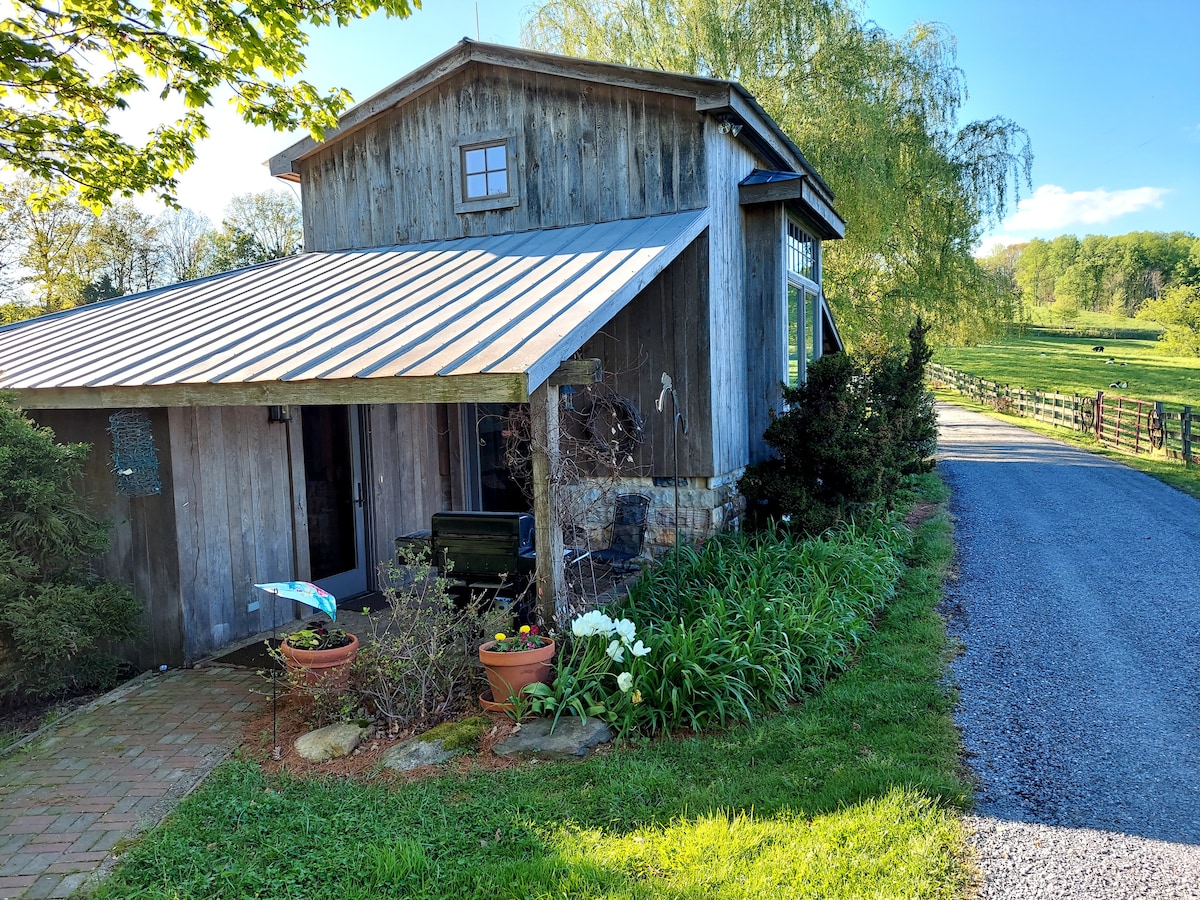 Sunrise Cottage at Blueview Farm