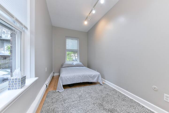 查询波士顿温泉带厨房民宿 上airbnb爱彼迎