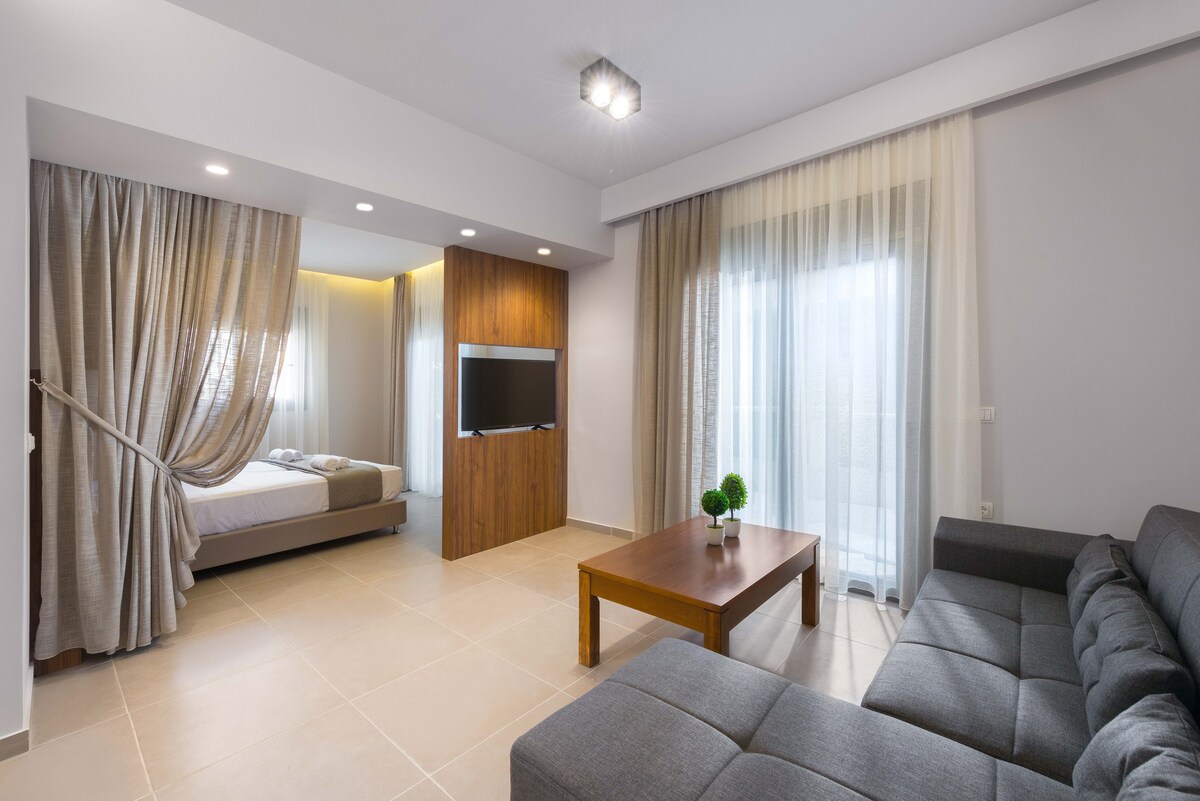 Lardos Luxury Apartments 2