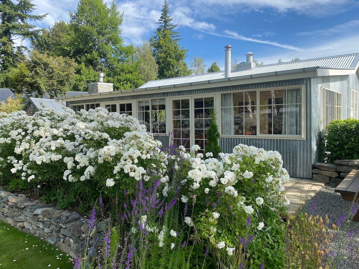 Aldourie Lodge-Lake Tekapo ，精品住宿