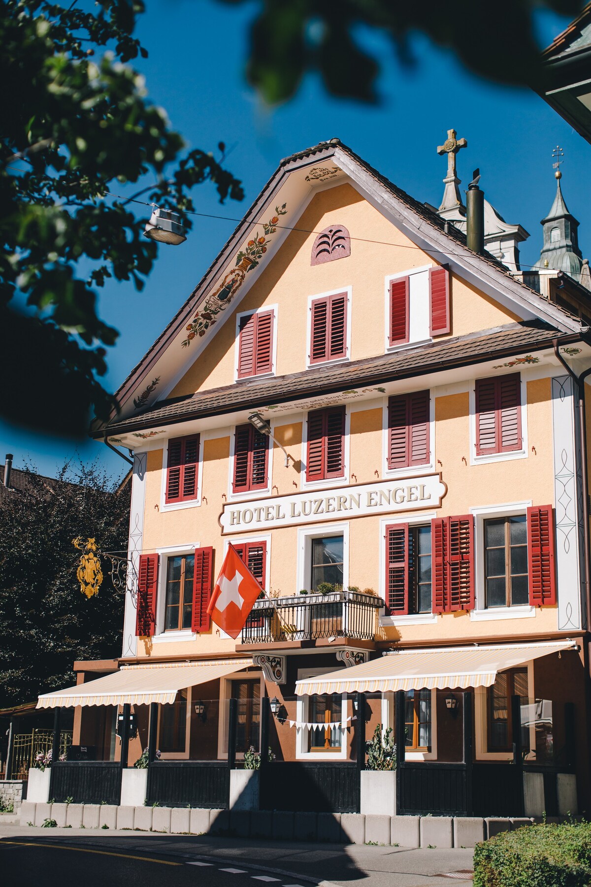 Hitzkirch的Luzern Engel酒店