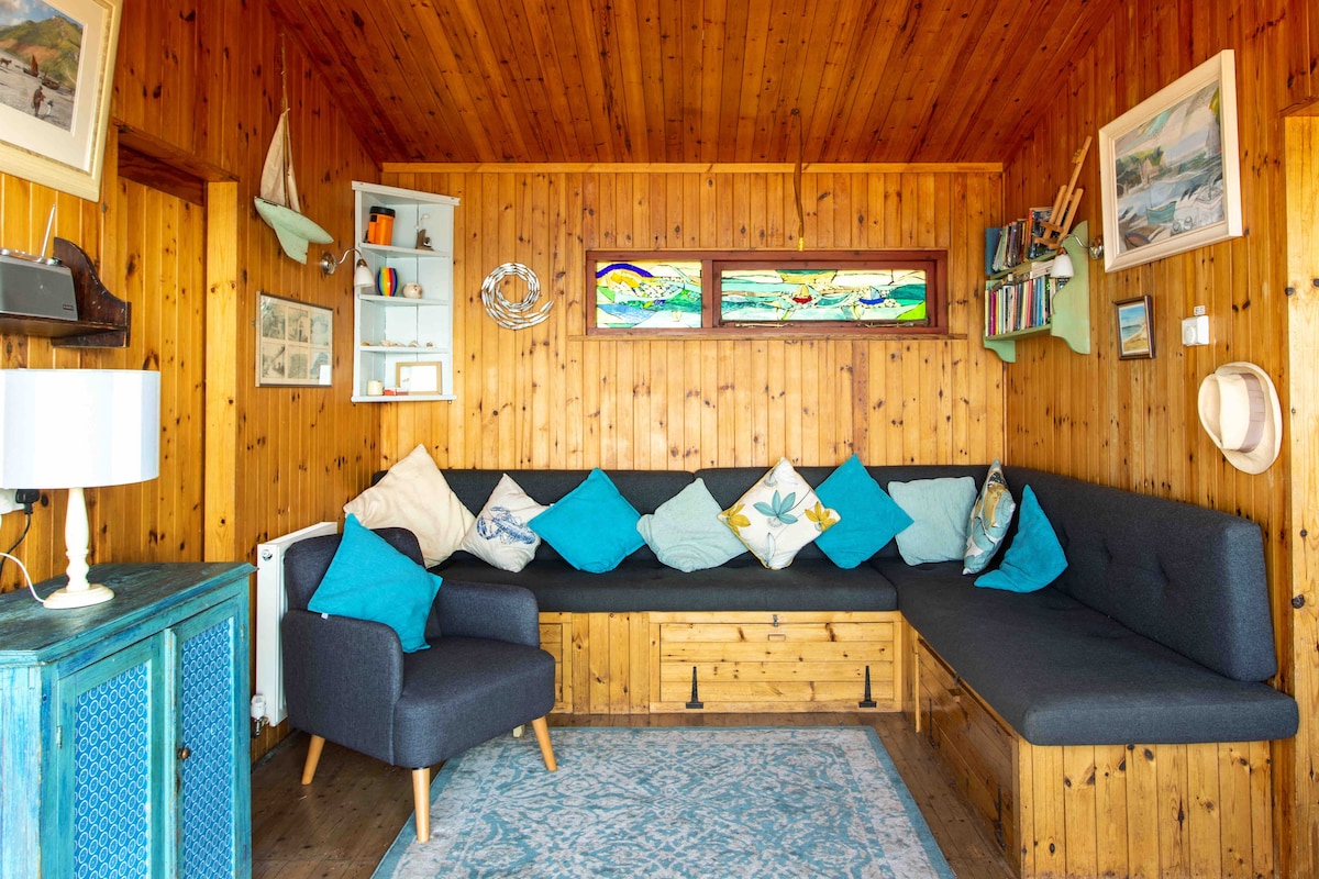 Beach Chalet, Branscombe, Devon