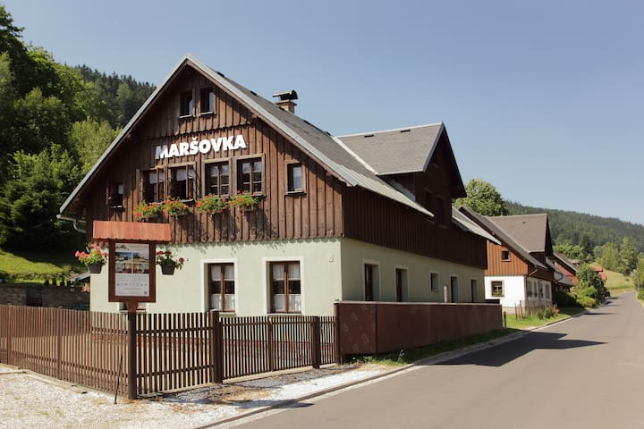 Horní Maršov的民宿