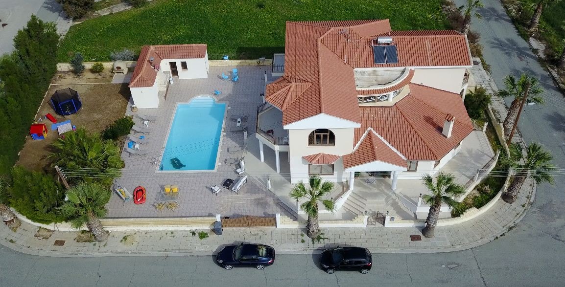 拉纳卡大厦（ Larnaca Mansion ）非常适合3个家庭入住！ ！️