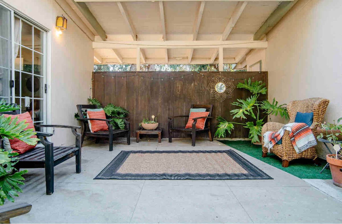 Neutrals master room/bath/patio