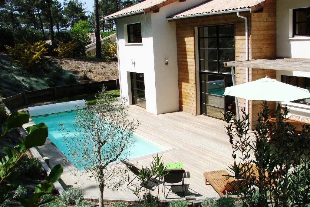 Villa 6 Pièces 10 Personnes avec piscine privée 134543