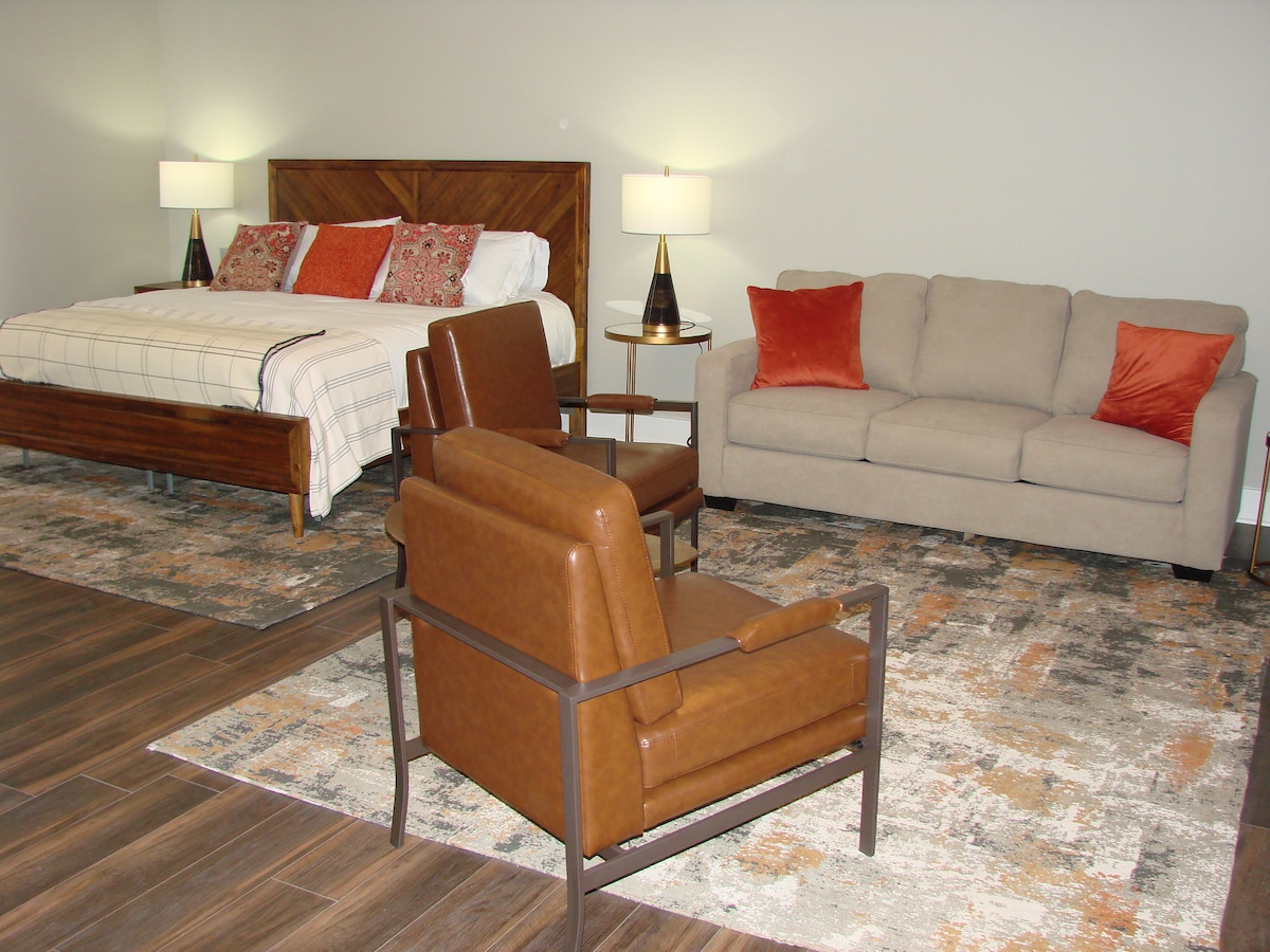 Hearthside Lofts & Events Room 203 - Watkinsville