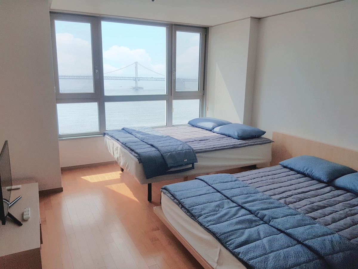 25 pyeong room 2.客厅1间4张床广安大桥高层海景海滩零切中心位置