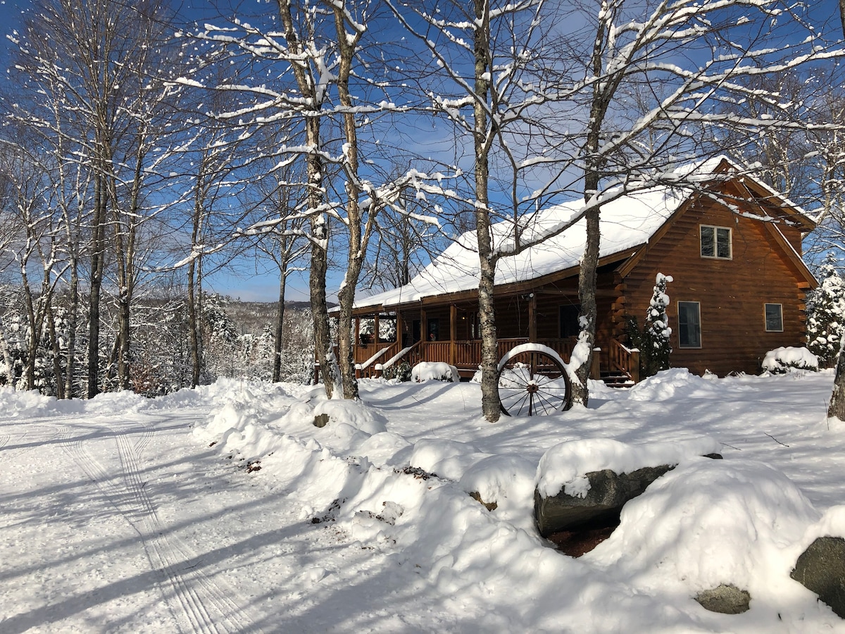 美丽的原木房源-徒步和白色滑雪山