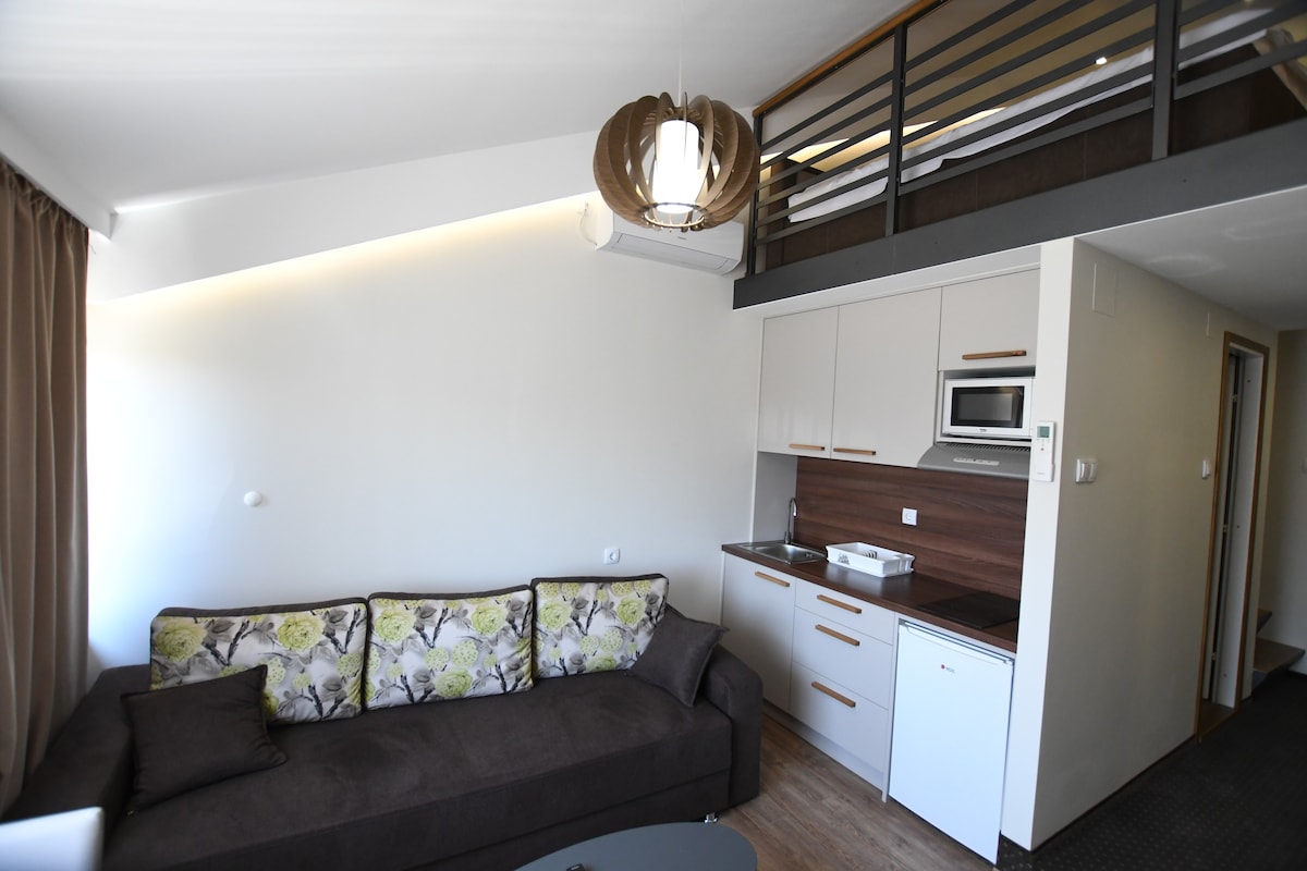 Atrium Apartments Kladovo -公寓