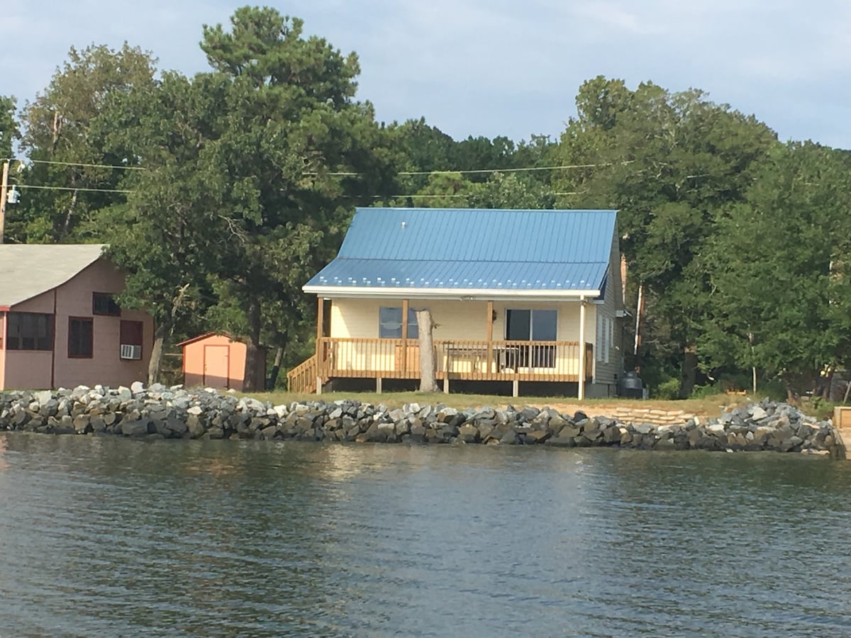 小池塘的Potomac Vista乡村小屋
