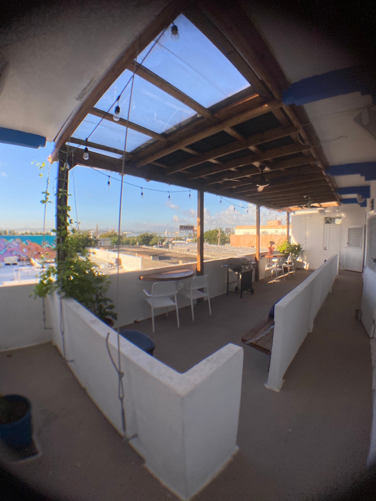 AC | Private Patio @ Rooftop Apartment