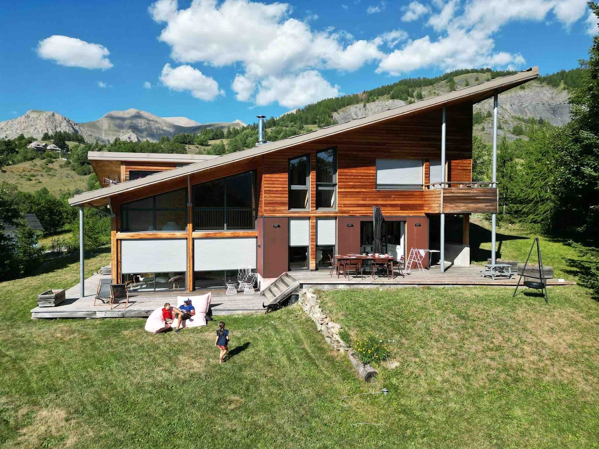 Chalet d'architecte avec vue panoramique