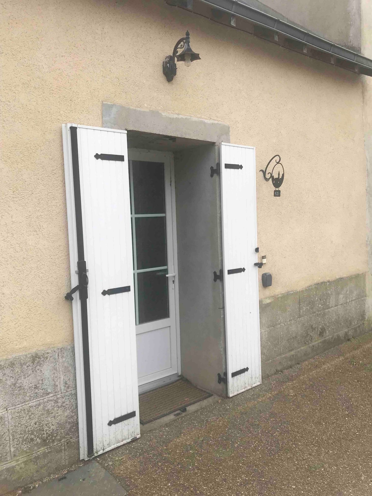 Maison calme au bord de la Mayenne