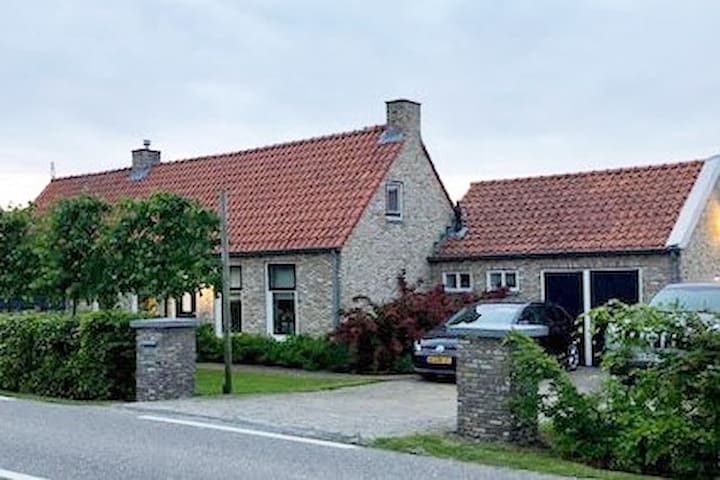 's-Heerenhoek的民宿