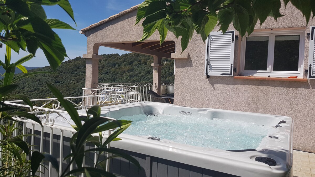 balneo按摩浴缸景观优美，可供2至6位房客入住3 * * *