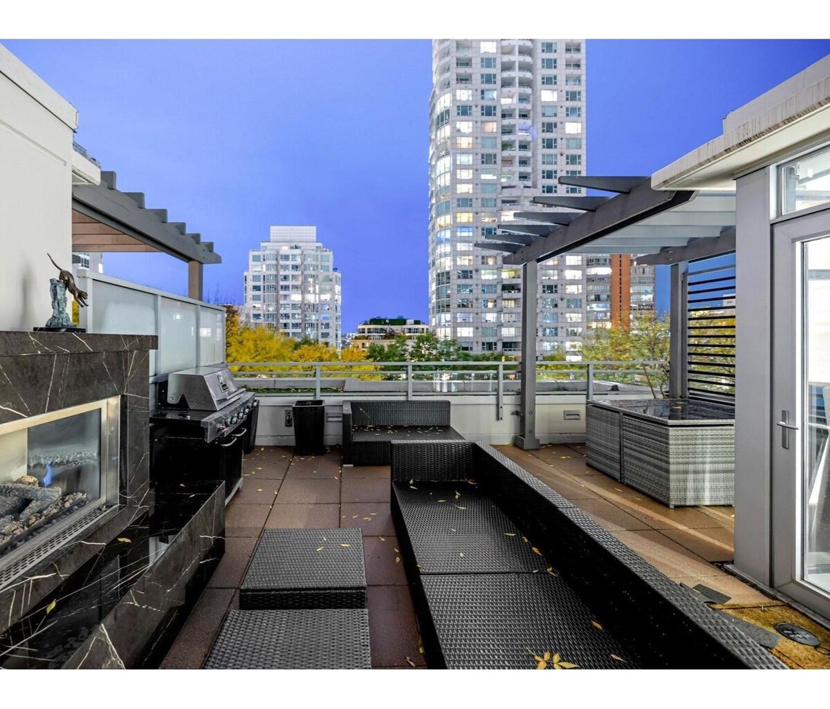 Luxury Yaletown Townhouse