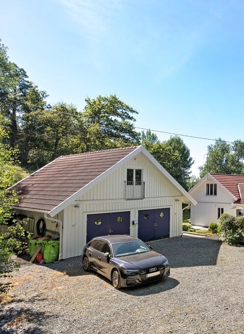 Vindslägenhet ovanpå garage