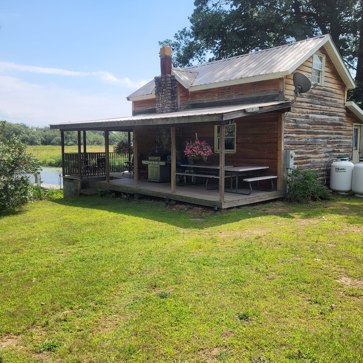 Sandy Pond Cottage Rental