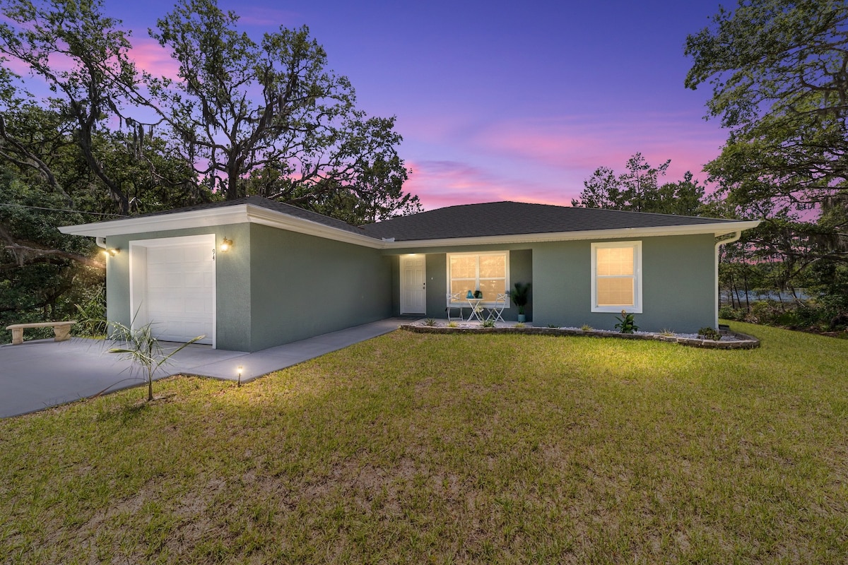 Live Oak Lake House