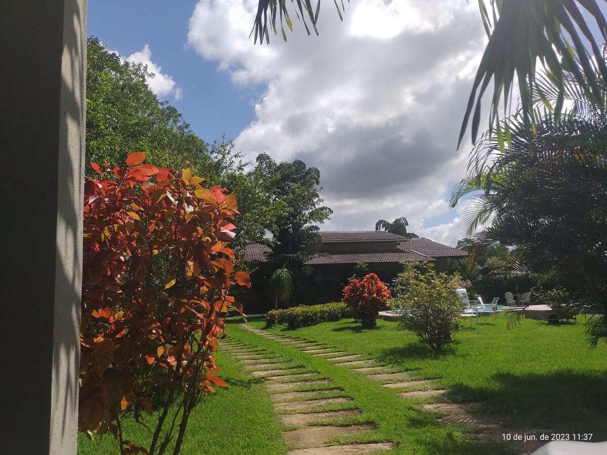 Excelente casa, piscina,  Aldeia-Mata Atlântica.