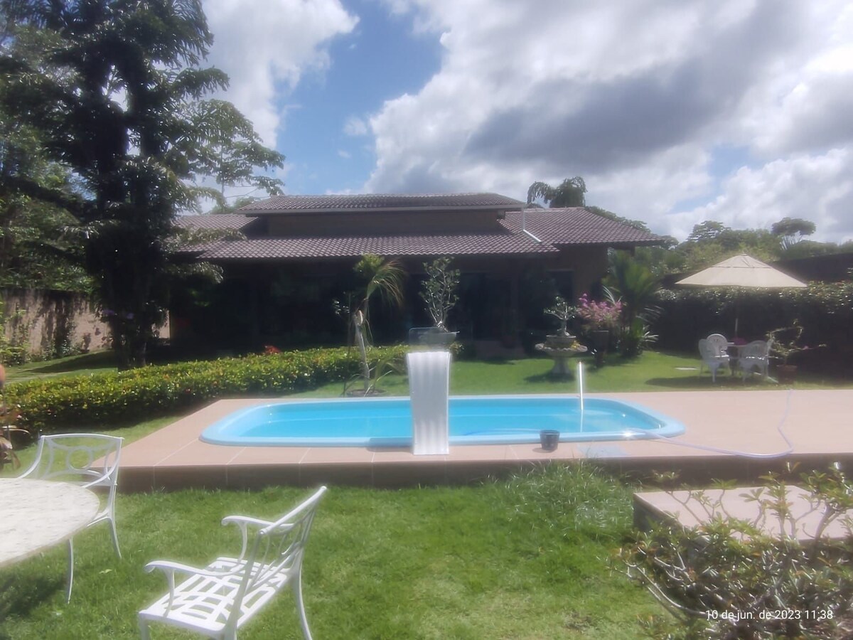 Excelente casa, piscina,  Aldeia-Mata Atlântica.