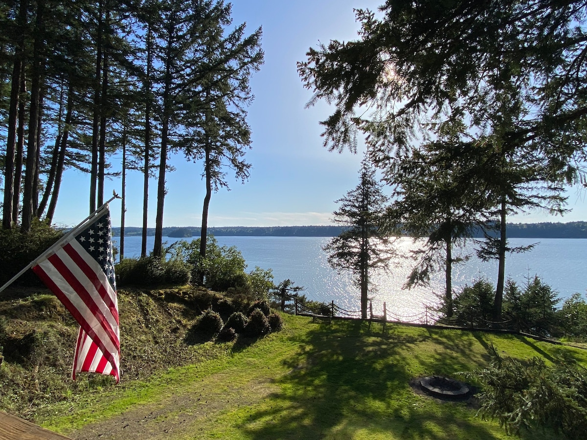 Waterfront - Herron Island Beach House