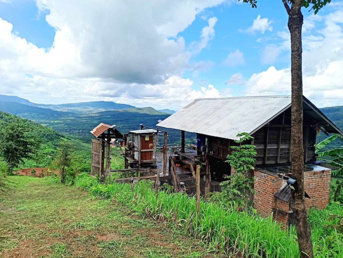 Thai style house on the mountain plus 2 tents