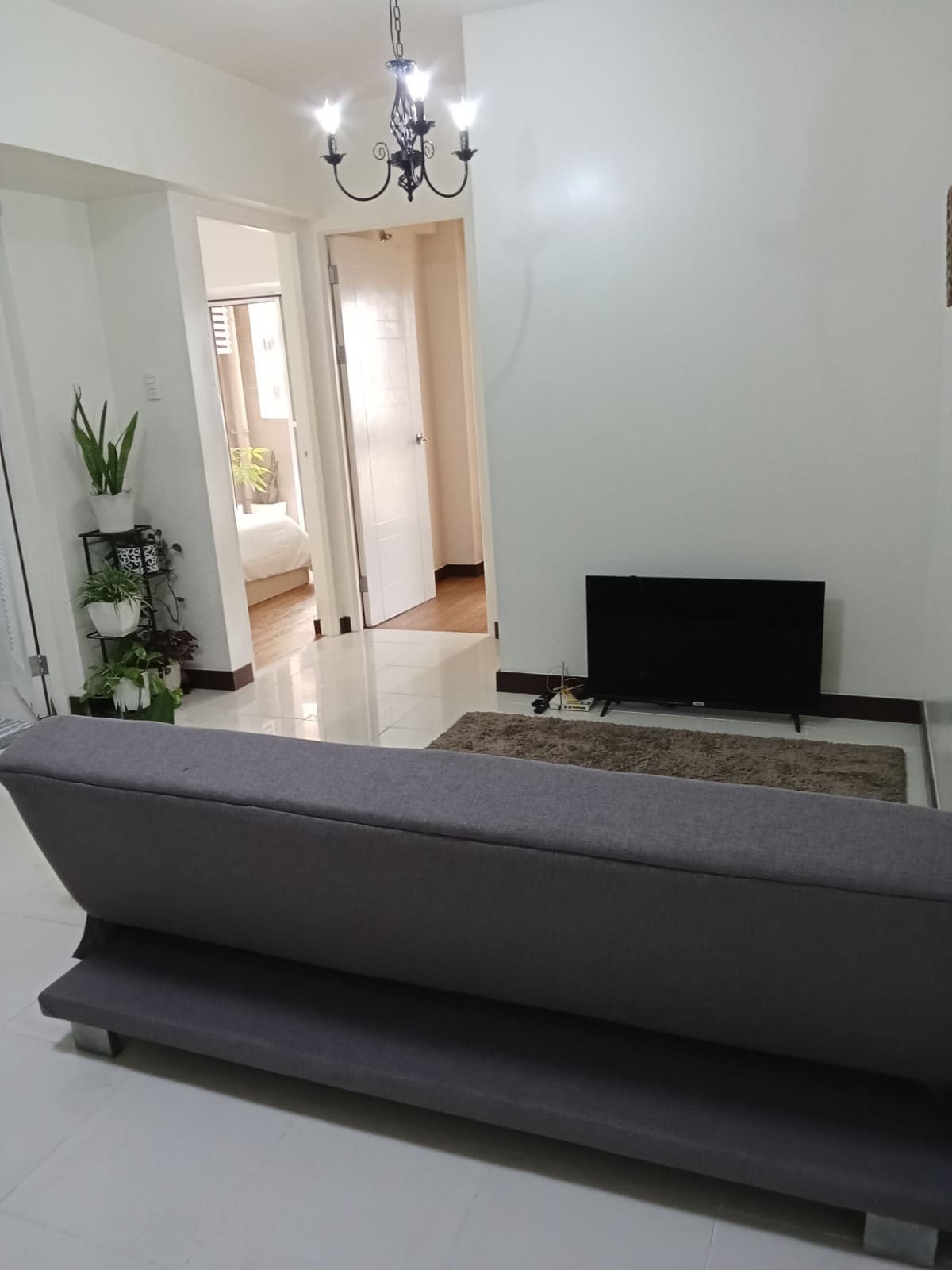 2 br centrally located near BGC