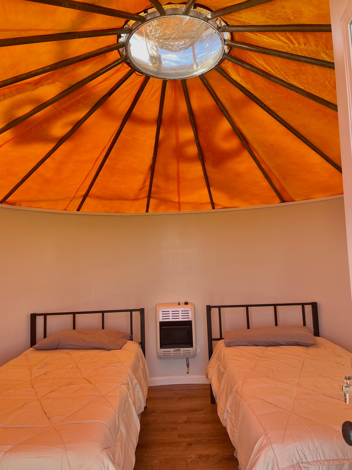 Romantic getaway for two yurt#2