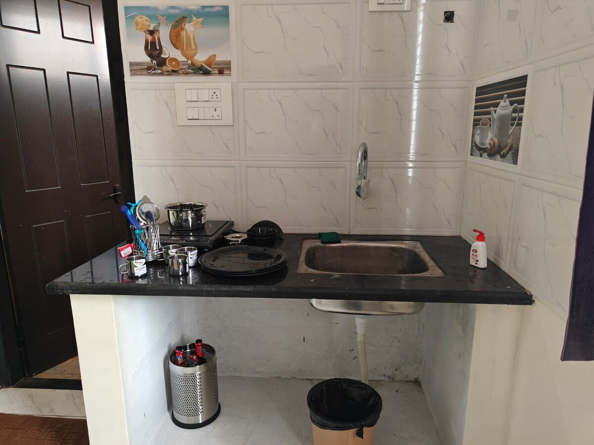 Central 1bhk service apartment