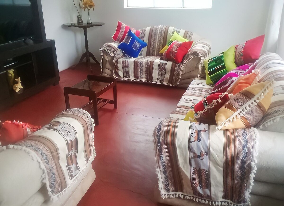 Acogedora casa en Huaraz con Cochera