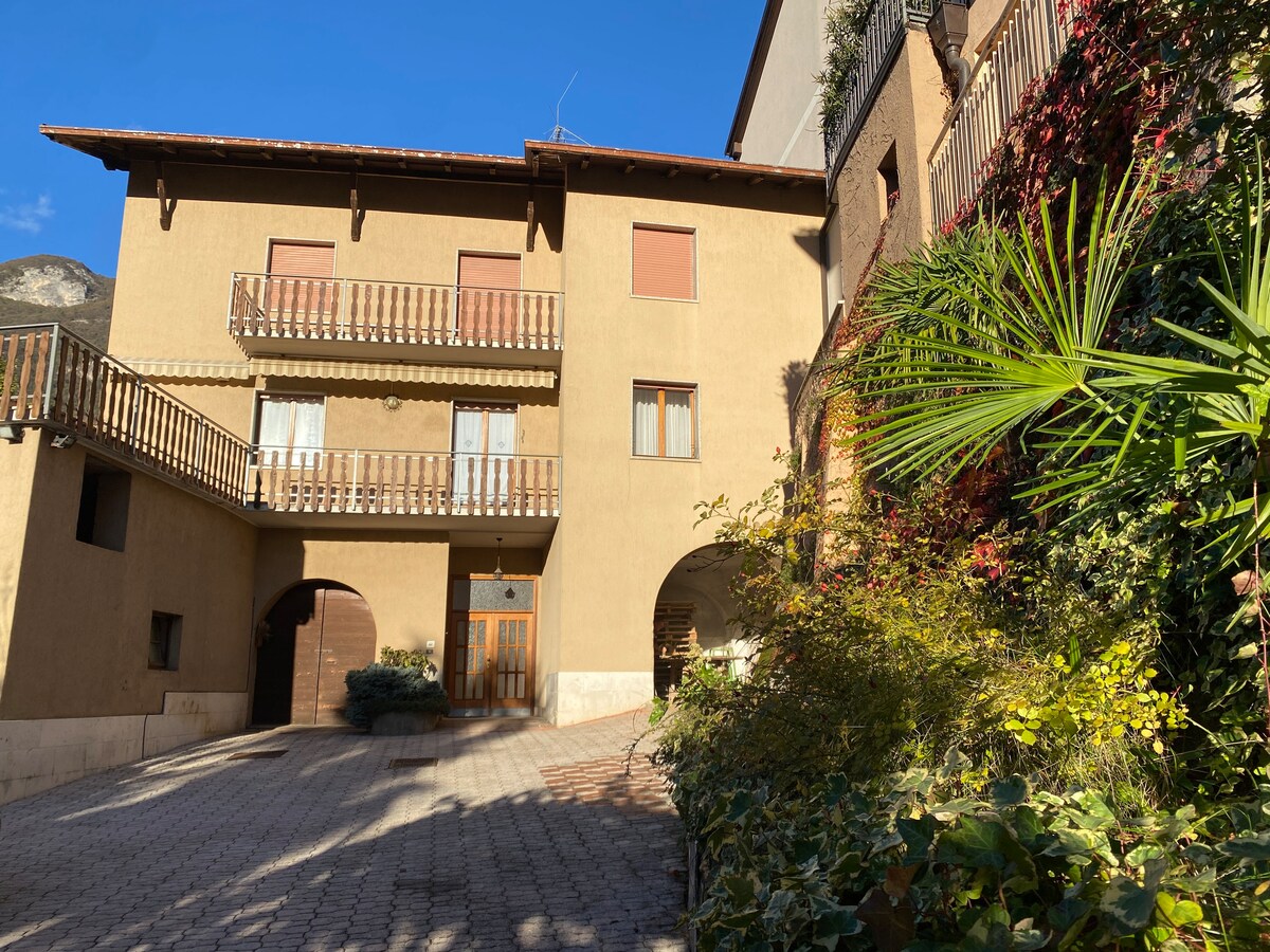 Casa alla Fontana: Vino, Arte e Natura