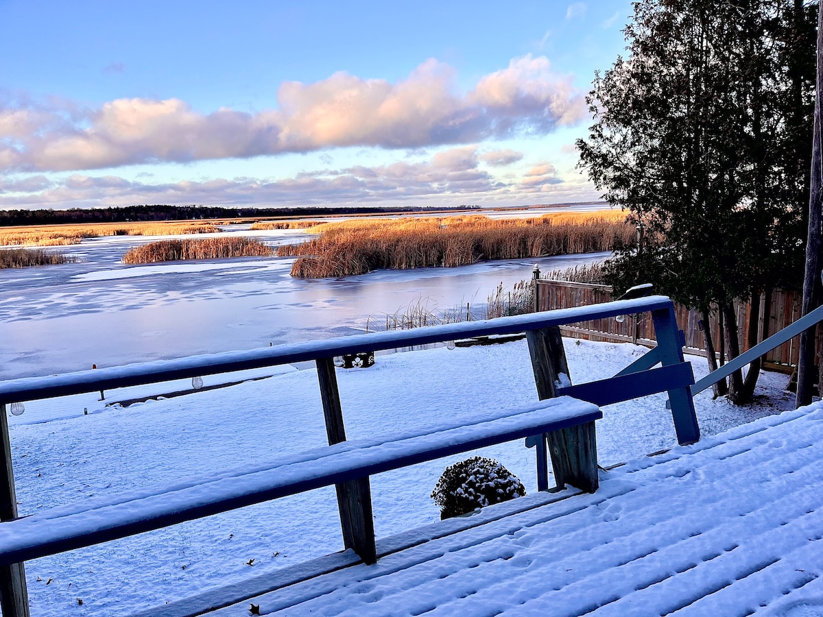 Kawartha Lakeside Haven