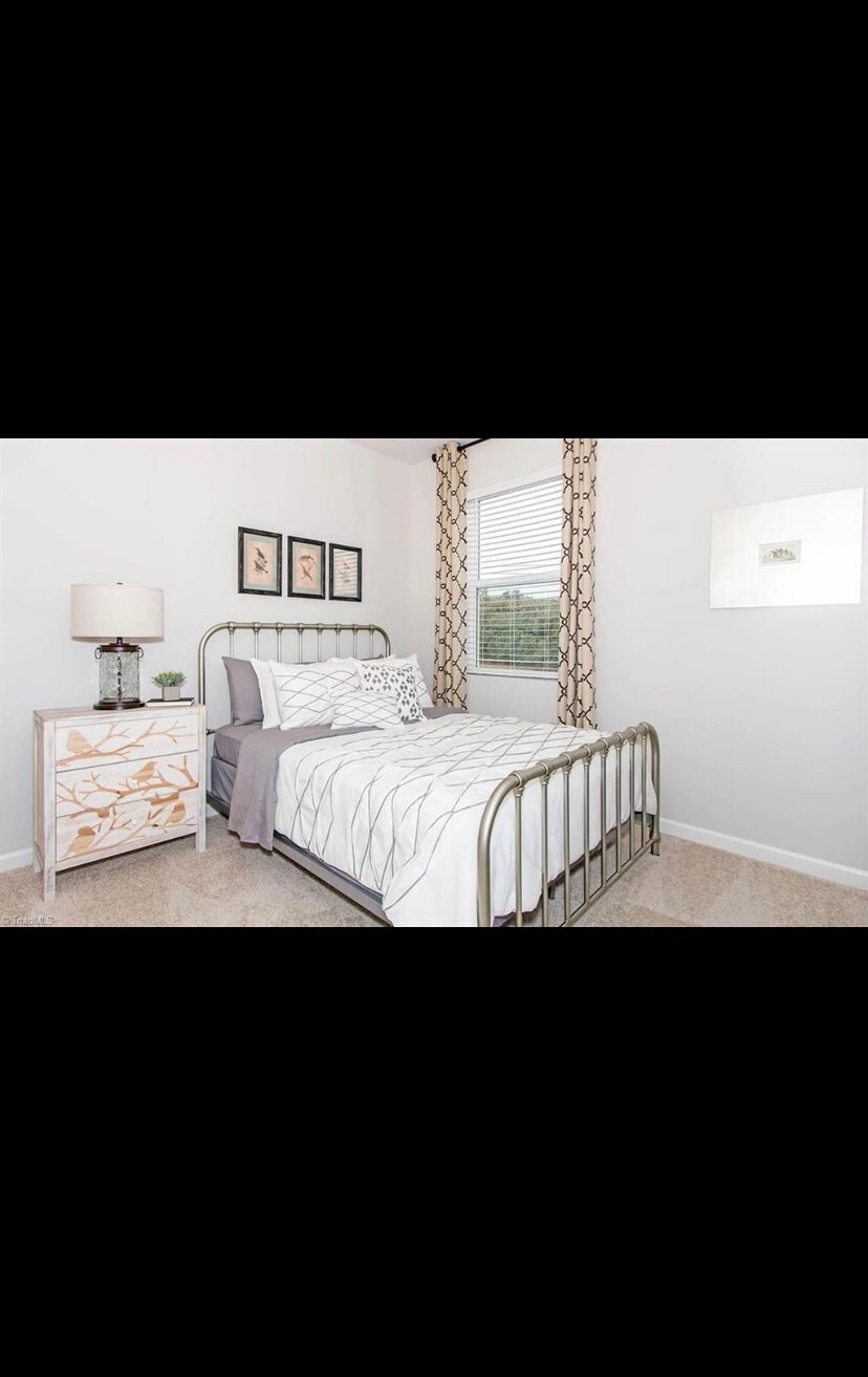 Master bedroom for rent in Browns Summit