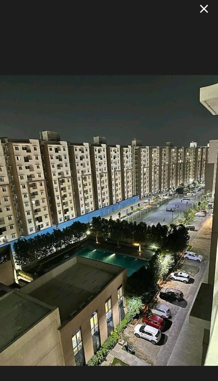 2 BHK Apartment Kenworth nr pillar 298 Rajender Nr